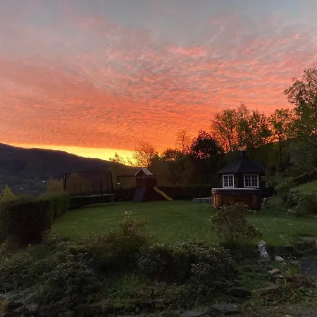 Landlig, Nydelig Og Fjord Utsikt - Sentralt 베르겐